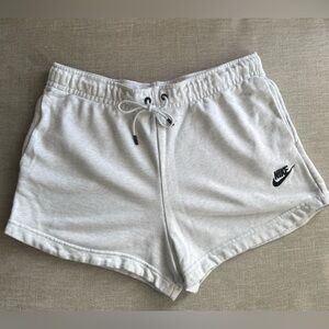 Nike Women's Gray Shorts, Size Medium
